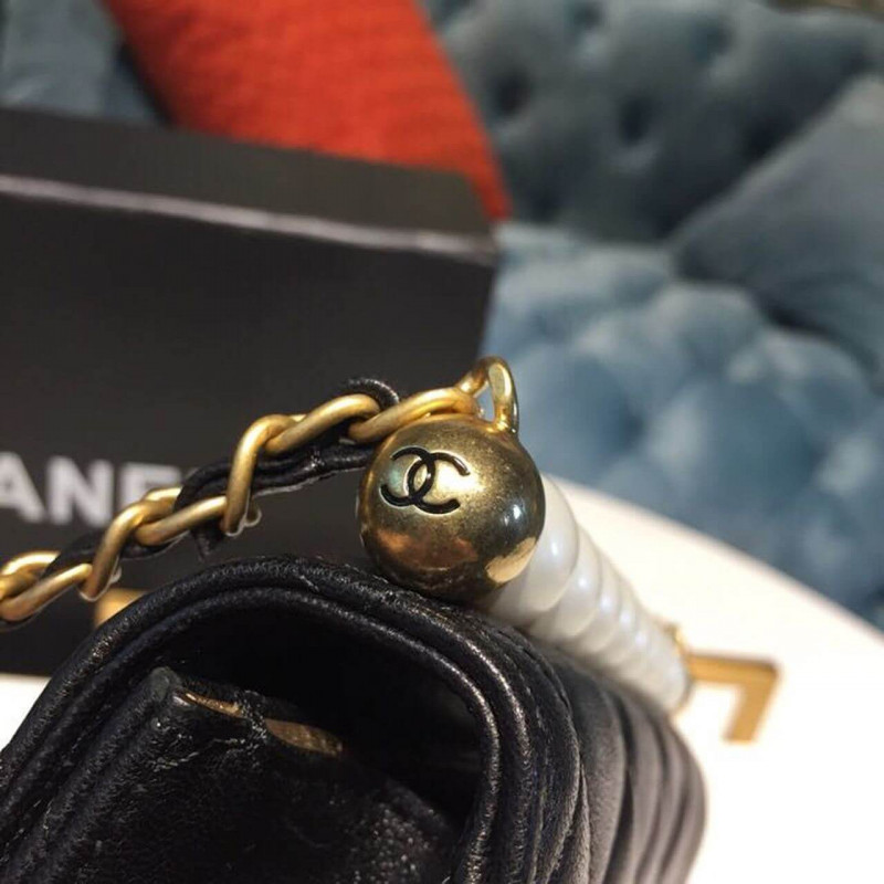 Wholesale Luxury Chanel Small Pearl Chain Flap Bag As0584 - Image 8