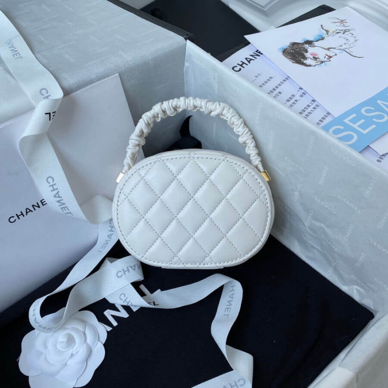 Wholesale Luxury Chanel Small Vanity Case Lambskin Ap2731 - Image 3