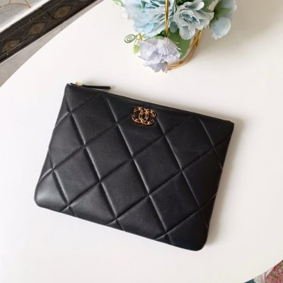 Wholesale Luxury Chanel Small Zip Pouch 31530-1