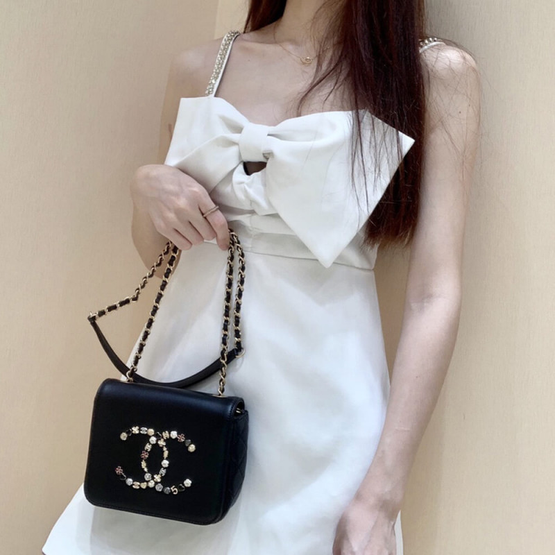 Wholesale Luxury Chanel Studded Cc Detail Flap Bag As1181 - Image 5
