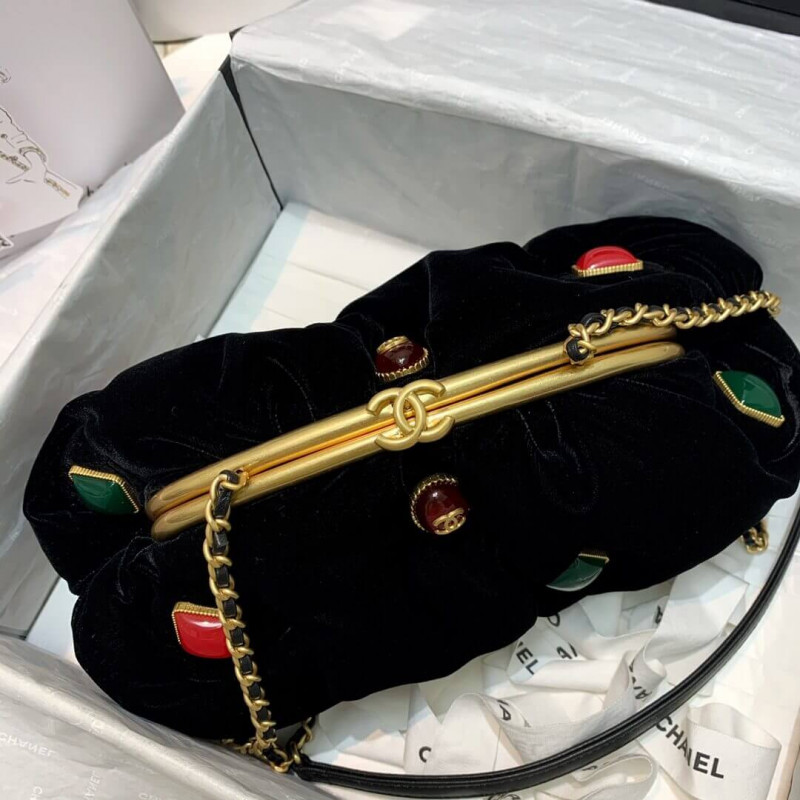 Wholesale Luxury Chanel Velvet Clutch With Enamel As2137 - Image 4