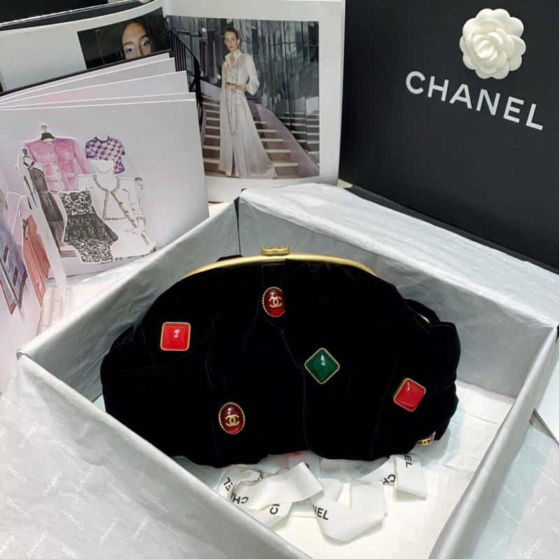 Wholesale Luxury Chanel Velvet Clutch With Enamel As2137 - Image 5