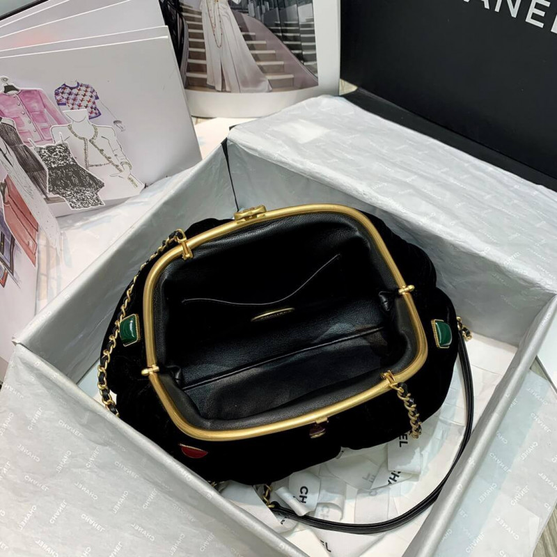 Wholesale Luxury Chanel Velvet Clutch With Enamel As2137 - Image 8