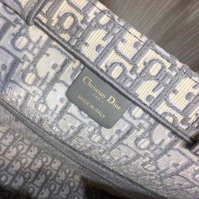 Wholesale Luxury Christian Dior Book Tote Oblique M1286 - Image 12