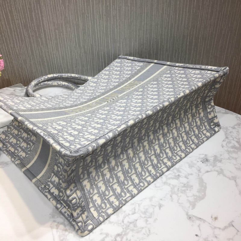 Wholesale Luxury Christian Dior Book Tote Oblique M1286 - Image 9