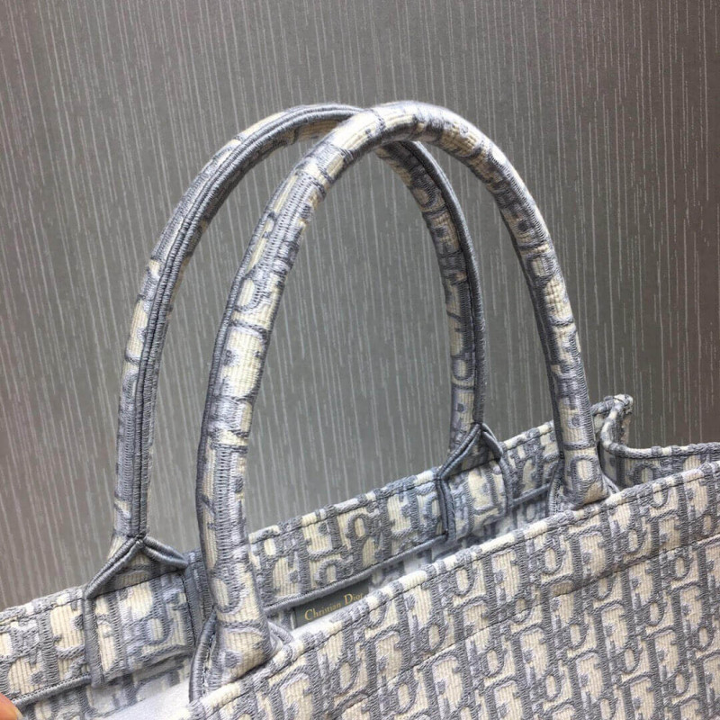 Wholesale Luxury Christian Dior Book Tote Oblique M1286 - Image 10
