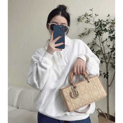 Alternative view of Wholesale Luxury Christian Dior Lady D-Joy Bag Natural Cannage Raffia M05400