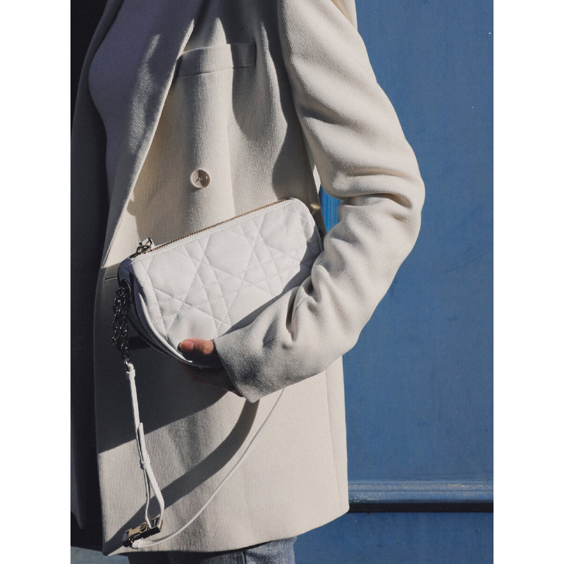 Wholesale Luxury Christian Dior Small Vibe Hobo Bag M7200 White Cannage Lambskin - Image 6