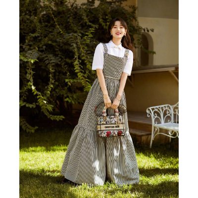 Alternative view of Wholesale Luxury Dior Medium Lady D-Lite Bag In Multicolor Mille Fleurs Embroidery M0565
