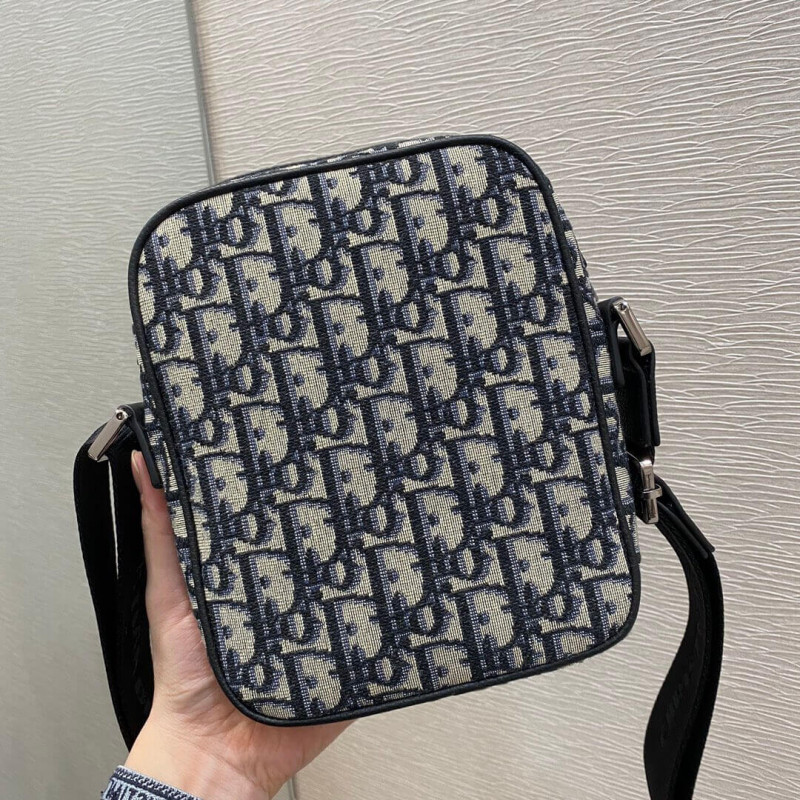 Wholesale Luxury Dior Messenger Pouch - Image 7