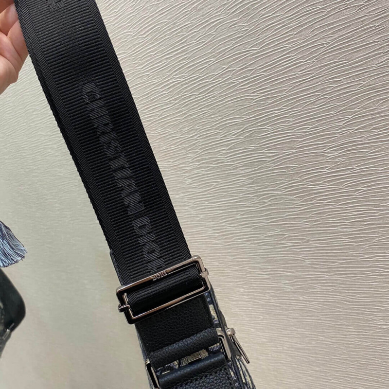 Wholesale Luxury Dior Messenger Pouch - Image 8