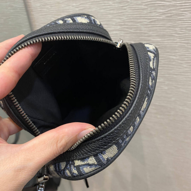 Wholesale Luxury Dior Messenger Pouch - Image 9
