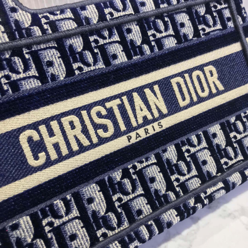 Wholesale Luxury Dior Oblique Embroidered Velvet Mini Book Tote S5475Z - Image 7