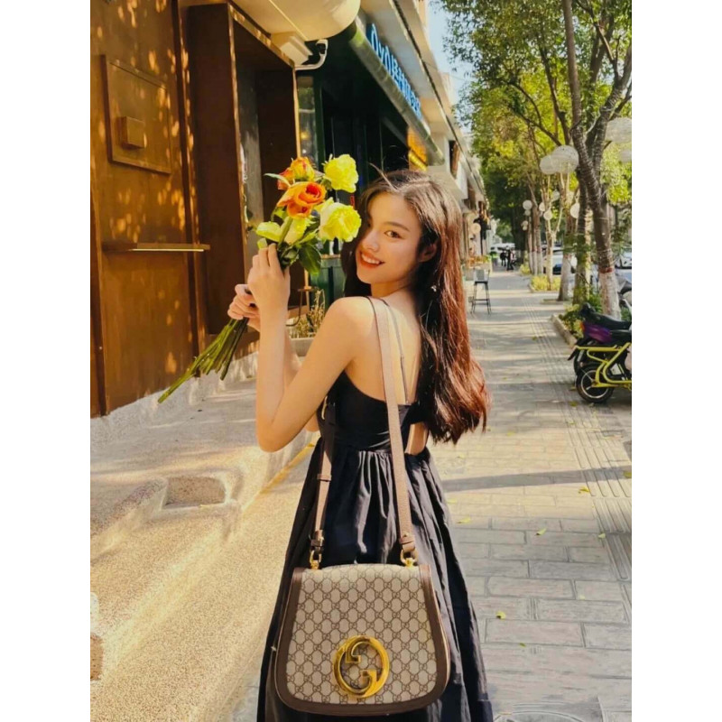 Wholesale Luxury Gucci Blondie Medium Shoulder Bag With Round Interlocking G 699210 - Image 6