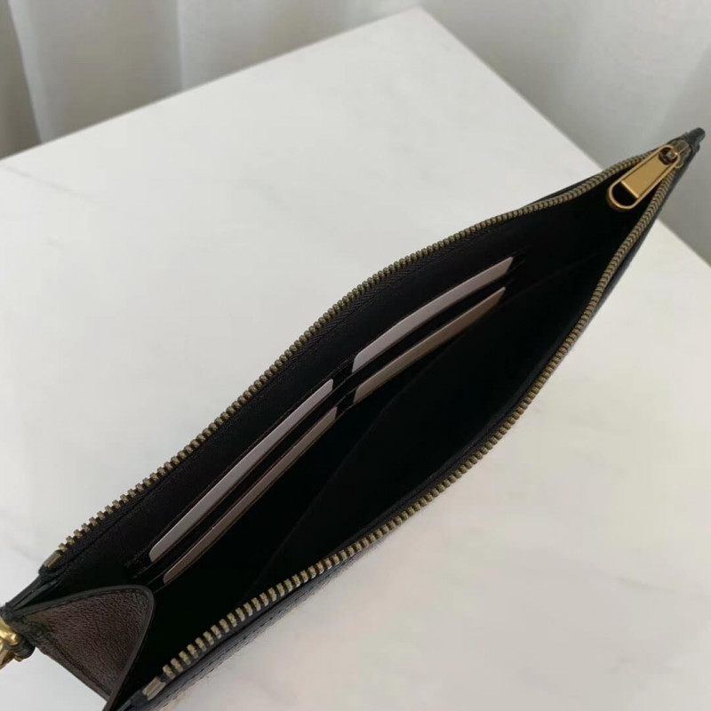 Wholesale Luxury Gucci Gg Wool Pouch 597627 - Image 9