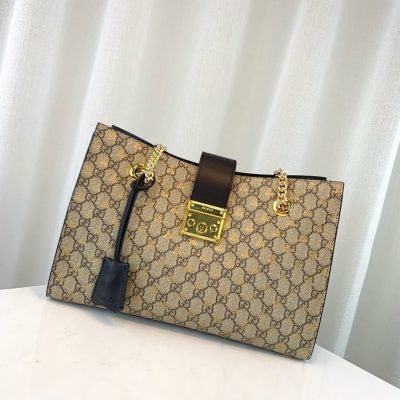 Alternative view of Wholesale Luxury Gucci Padlock Gg Supreme Bees Medium Shoulder Bag 479197