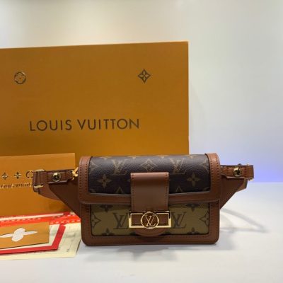 Alternative view of Wholesale Luxury Louis Vuitton Bumbag Dauphine M44586