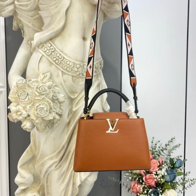 Alternative view of Wholesale Luxury Louis Vuitton Capucines Bb M59266 Gold/Noir