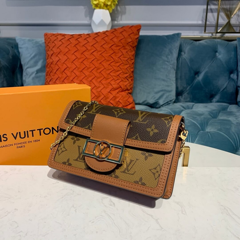 Wholesale Luxury Louis Vuitton Dauphine Chain Wallet M68746 - Image 4