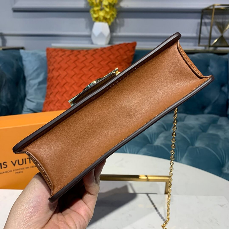 Wholesale Luxury Louis Vuitton Dauphine Chain Wallet M68746 - Image 6