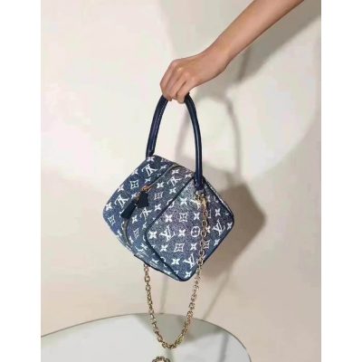 Alternative view of Wholesale Luxury Louis Vuitton Denim Jacquard Textil Square Bag M59611