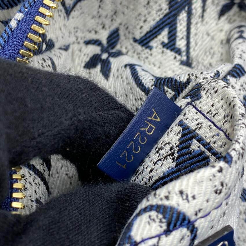 Wholesale Luxury Louis Vuitton Denim Jacquard Textil Square Bag M59611 - Image 19