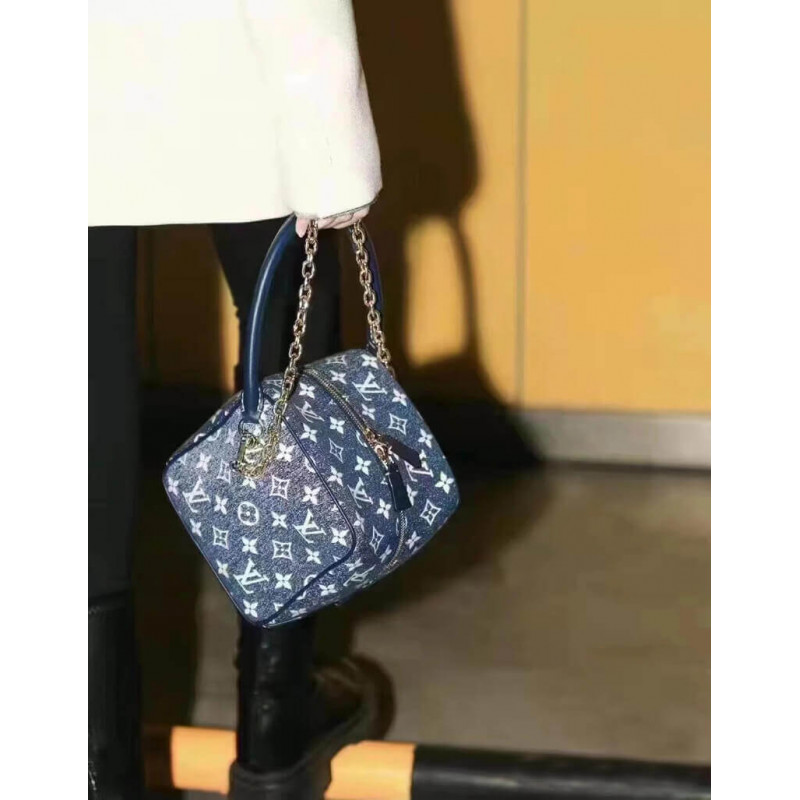 Wholesale Luxury Louis Vuitton Denim Jacquard Textil Square Bag M59611 - Image 4