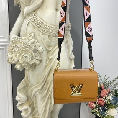 Alternative view of Wholesale Luxury Louis Vuitton Epi Leather Twist Mm M59026 Gold Cipango