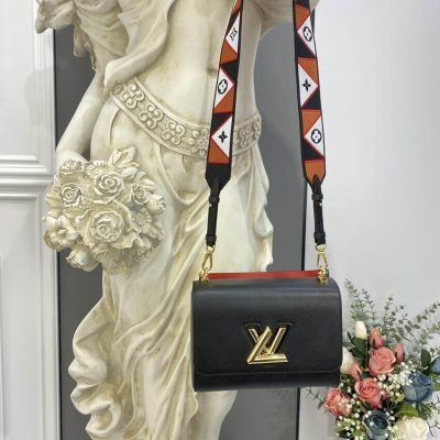 Alternative view of Wholesale Luxury Louis Vuitton Epi Leather Twist Mm M59027 Black