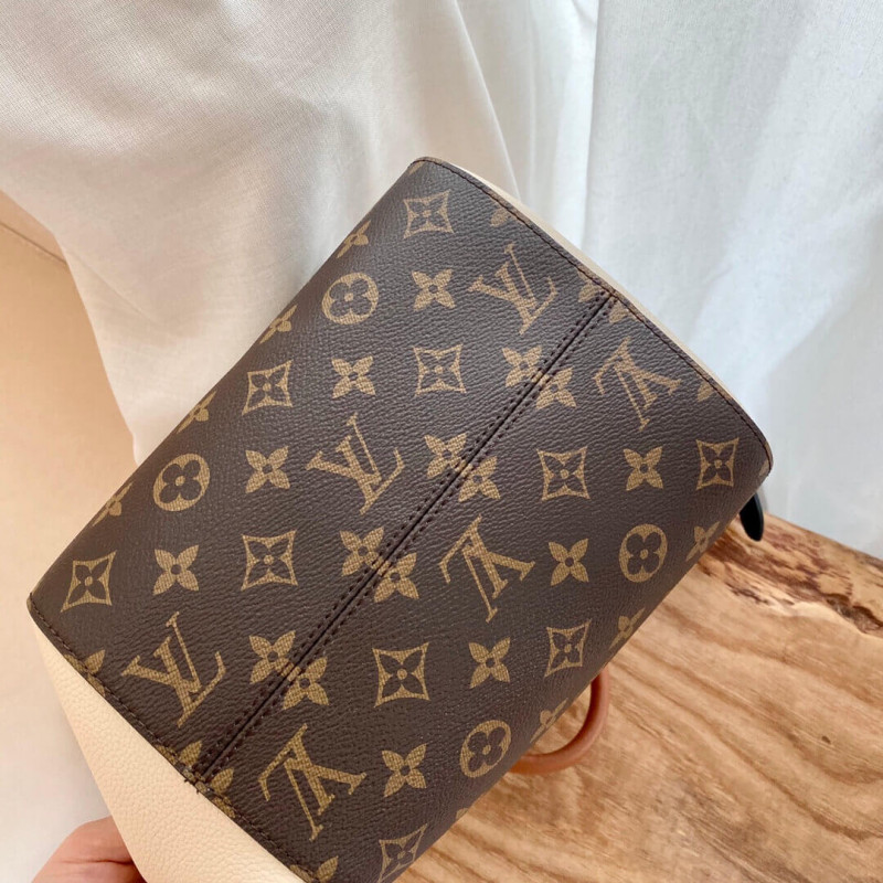 Wholesale Luxury Louis Vuitton Fold Tote Pm M45388 M45389 - Image 9