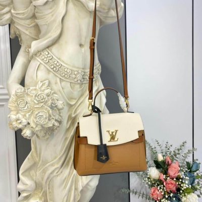 Alternative view of Wholesale Luxury Louis Vuitton Lockme Ever Bb M56645