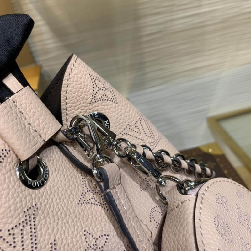 Wholesale Luxury Louis Vuitton Mahina Leather Bella M57068 - Image 7