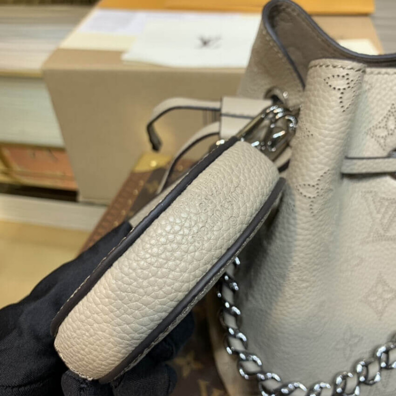 Wholesale Luxury Louis Vuitton Mahina Leather Bella M57201 - Image 7