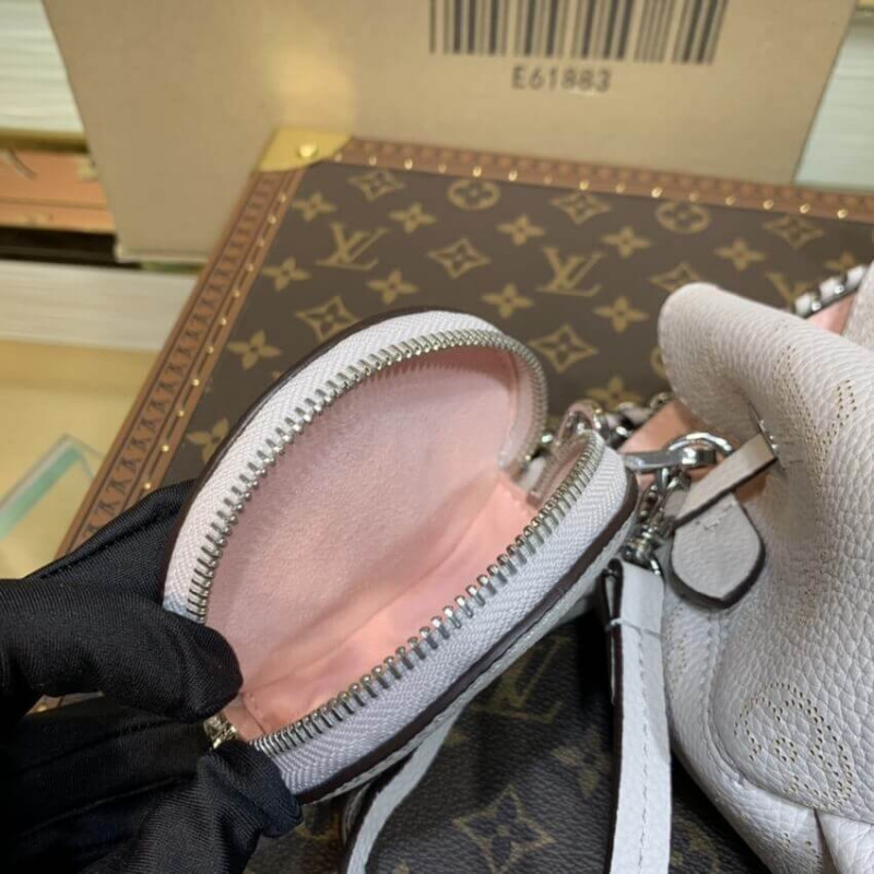 Wholesale Luxury Louis Vuitton Mahina Leather Bella M58480 - Image 8