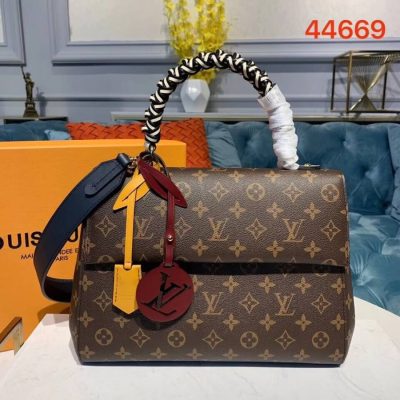 Alternative view of Wholesale Luxury Louis Vuitton Monogram Canvas Cluny Mm M44669