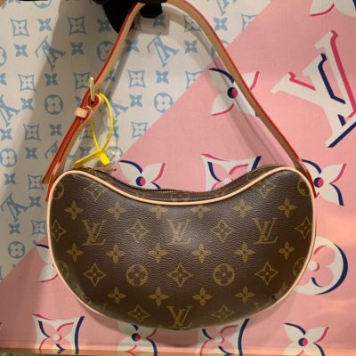Wholesale Luxury Louis Vuitton Monogram Canvas Croissant Pm M51511