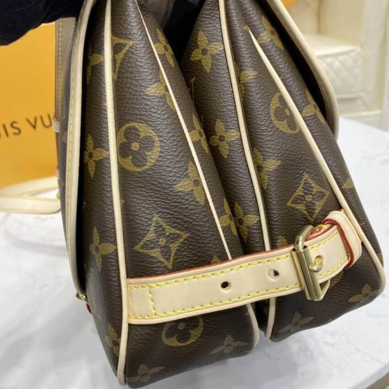 Wholesale Luxury Louis Vuitton Monogram Canvas Saumur Mm M40710 - Image 11