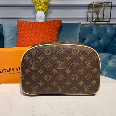Alternative view of Wholesale Luxury Louis Vuitton Monogram Canvas Toiletry Bag 25 M47527