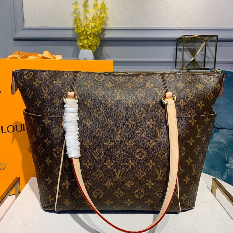 Wholesale Luxury Louis Vuitton Monogram Canvas Totally Mm M56689 - Image 4