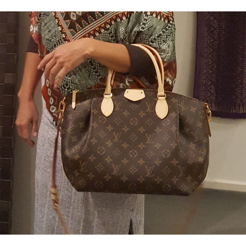 Wholesale Luxury Louis Vuitton Monogram Canvas Turenne Mm M48814 - Image 3