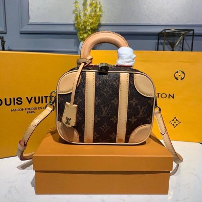 Alternative view of Wholesale Luxury Louis Vuitton Monogram Canvas Valisette Bb M44804