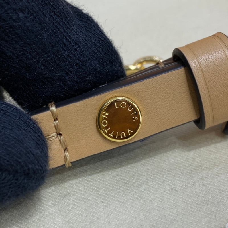 Wholesale Luxury Louis Vuitton Monogram Empreinte Easy Pouch On Strap M81137 Arizona Beige - Image 17