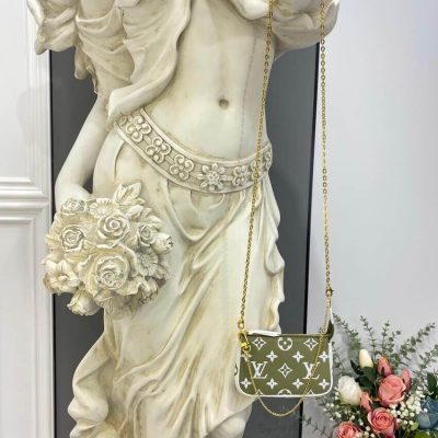Alternative view of Wholesale Luxury Louis Vuitton Monogram Empreinte Leather Mini Pochette Accessoires M81284