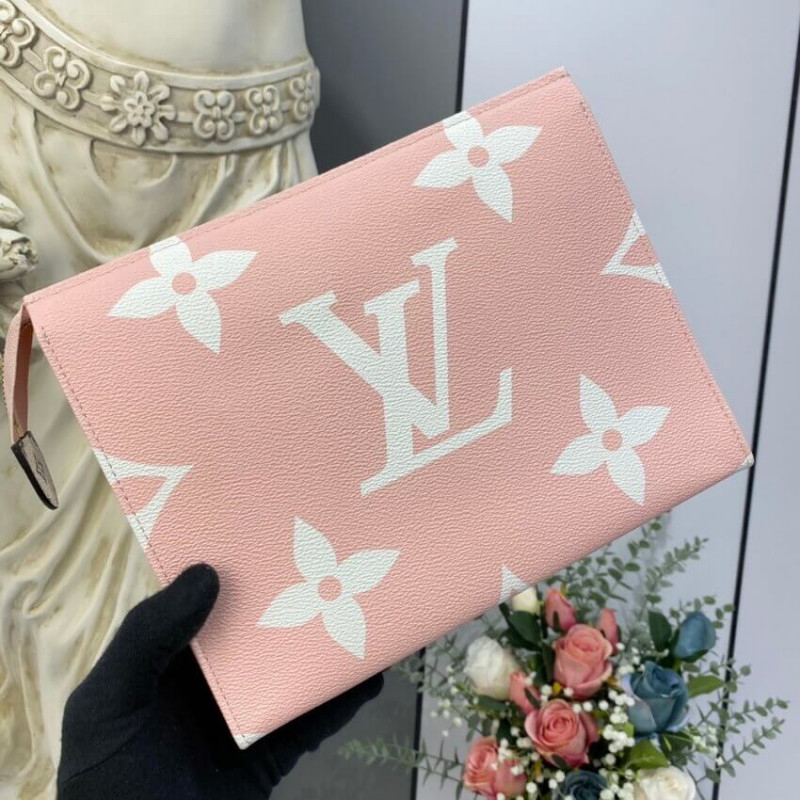Wholesale Luxury Louis Vuitton Monogram Geant Canvas Toilet Pouch Xl M67692 - Image 4