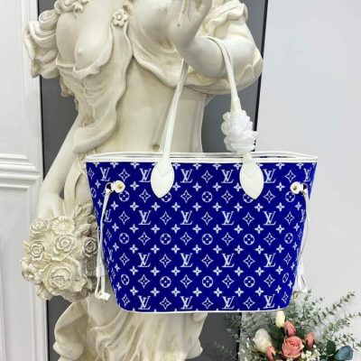 Alternative view of Wholesale Luxury Louis Vuitton Monogram Jacquard Velvet Neverfull Mm M46220