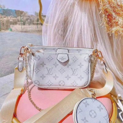 Alternative view of Wholesale Luxury Louis Vuitton Monogram Multi Pochette Accessoires White