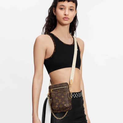 Alternative view of Wholesale Luxury Louis Vuitton Monogram Utility Phone Sleeve M80746