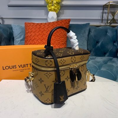 Alternative view of Wholesale Luxury Louis Vuitton Monogram Vanity Pm M42264
