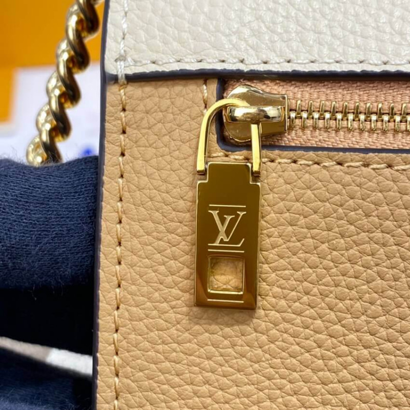 Wholesale Luxury Louis Vuitton Mylockme Chain Bag M56641 - Image 9
