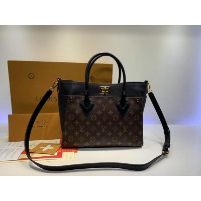 Wholesale Luxury Louis Vuitton On My Side Bag M55933